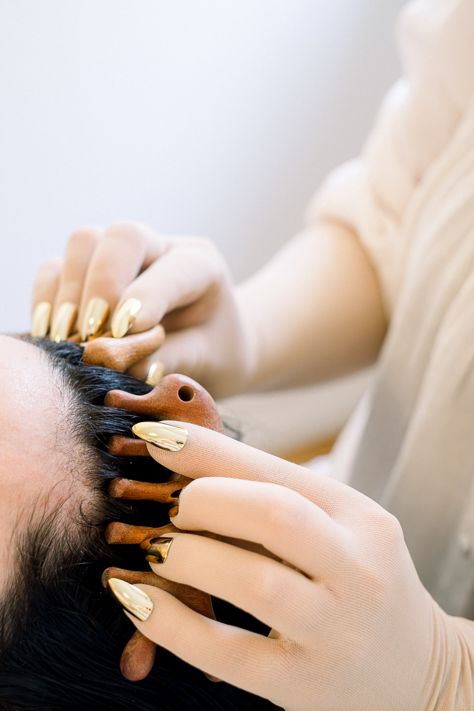 Peigne en bois cheveux - Scratching massage