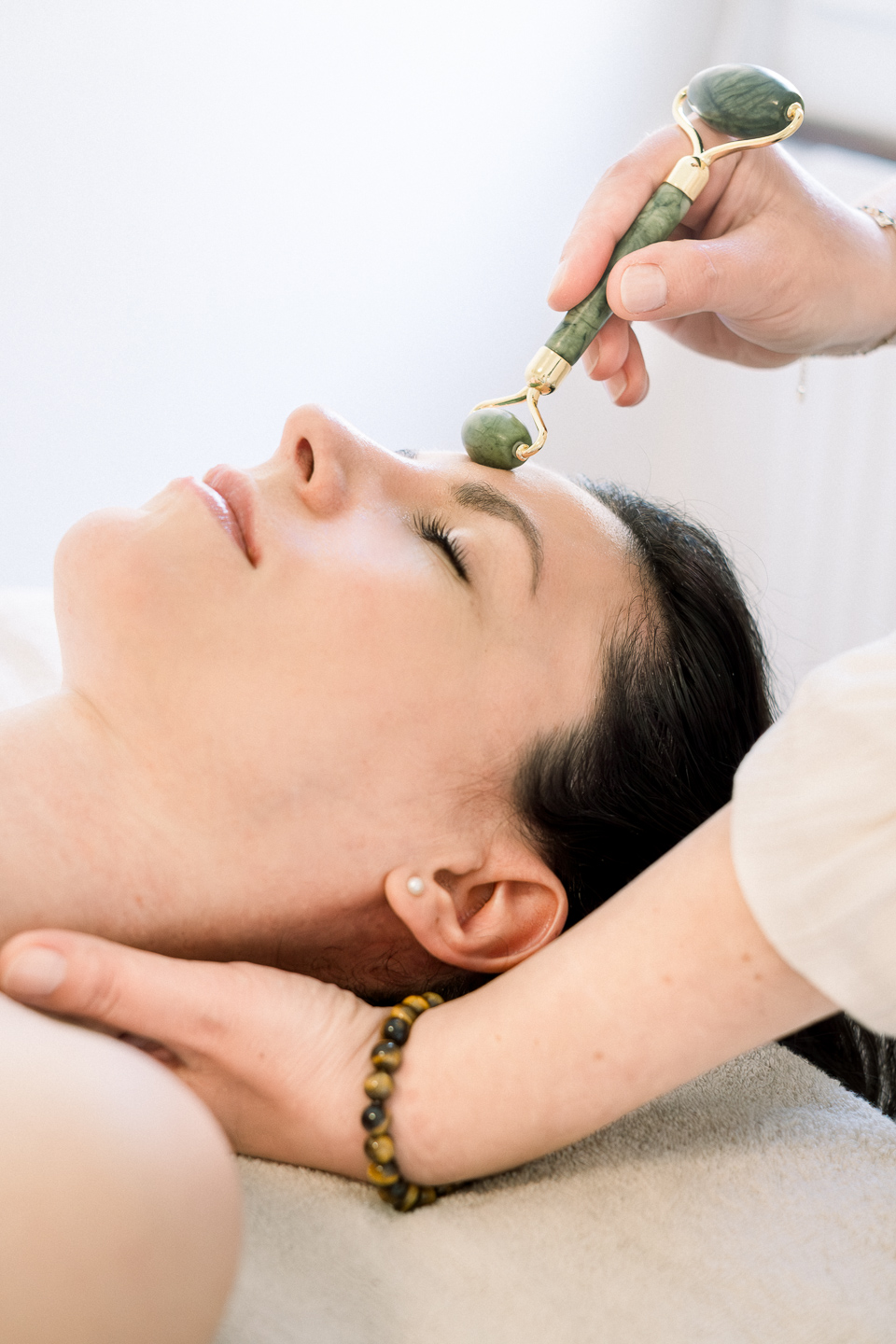 Rouleau de jade - massage du visage Kobido